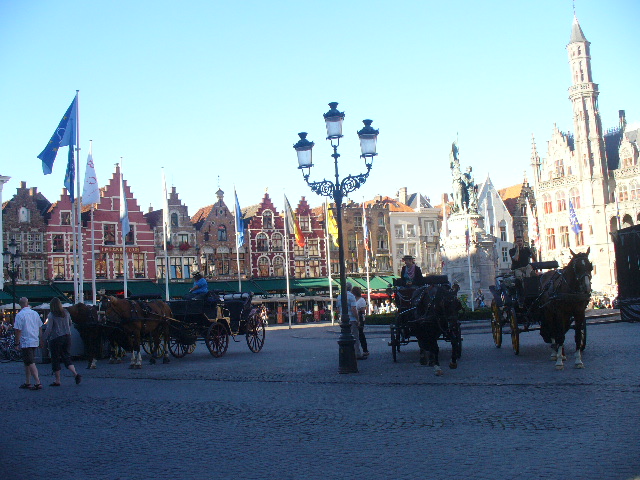 De Markt, la grand'place de Brugge